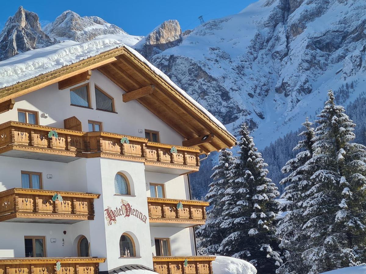 Hotel Vienna San Martino Di Castrozza Bagian luar foto
